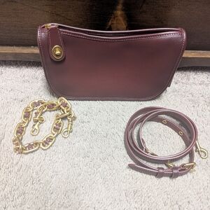 Coach Swinger Bag With Chain In Wine